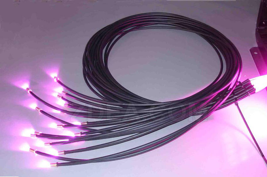 End Glow Fiber Optic Cable with Jacket detail